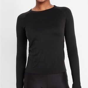 NWT Seamless Fitted Top